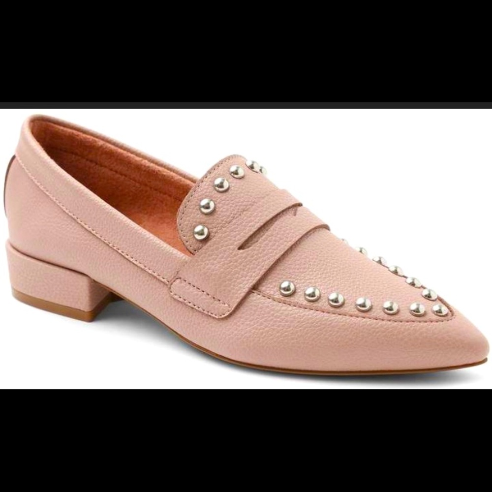 Kensie Blush leather studded loafers size 10. Can fit 9.5- 10.
